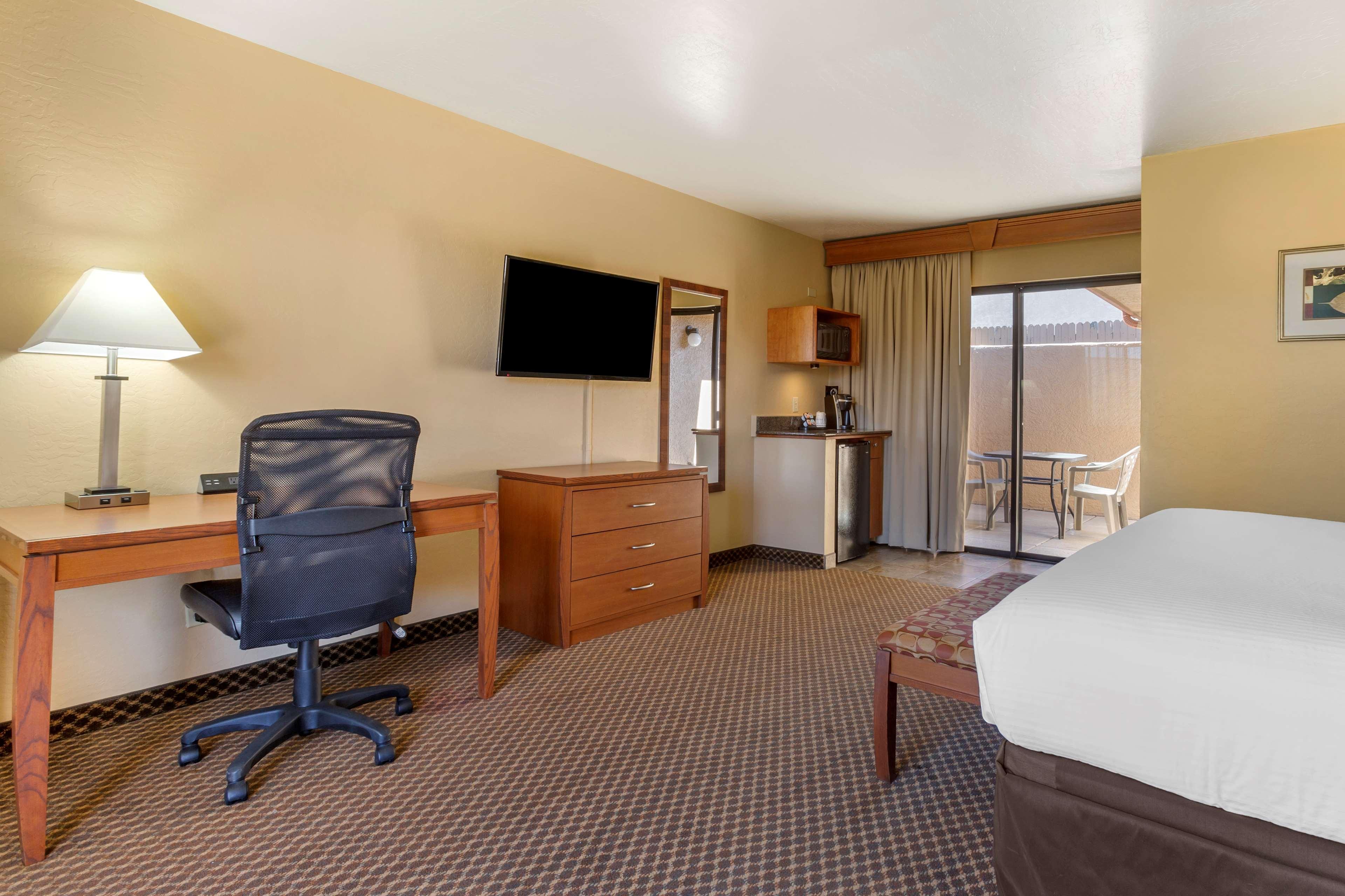 Best Western Cottonwood Inn Экстерьер фото