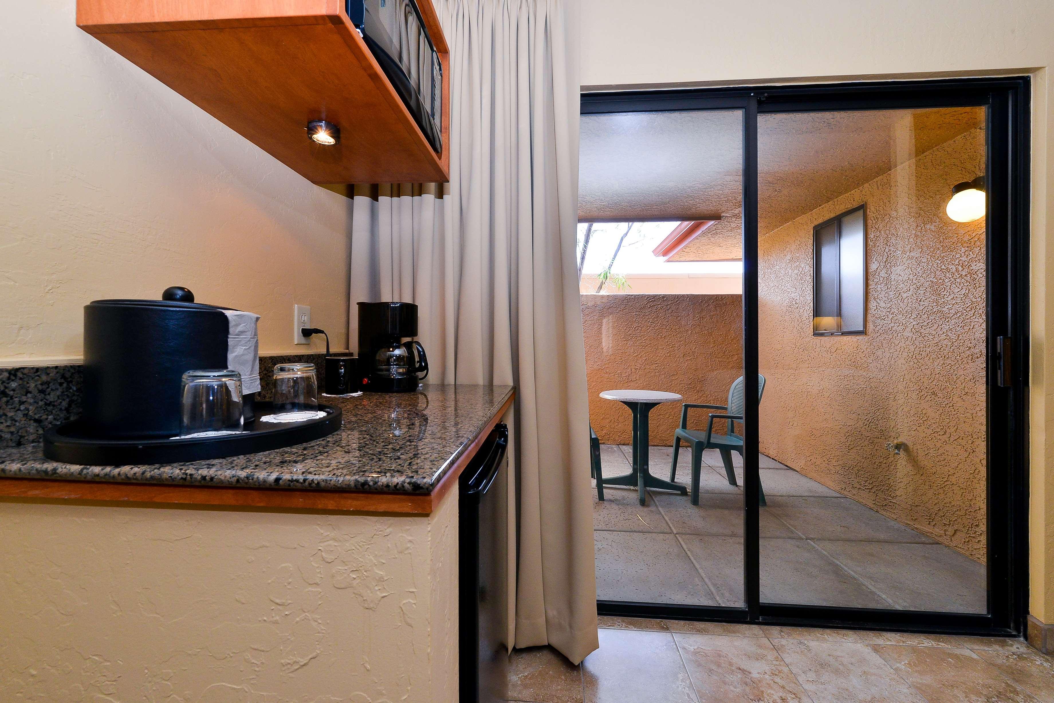 Best Western Cottonwood Inn Экстерьер фото